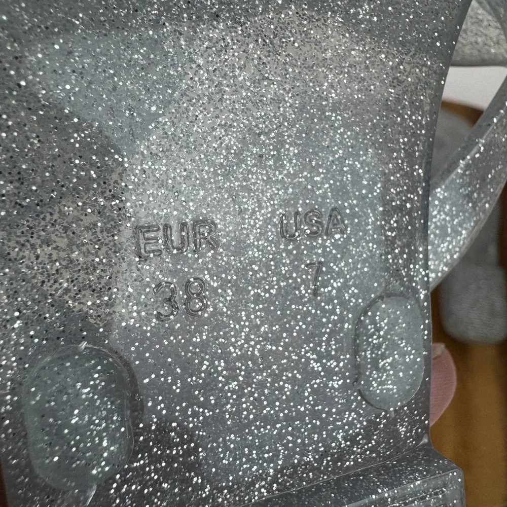 Womens Jeffrey Campbell Floralee Silver Jelly Thong Flip Flops Sandals‎ Size 7 M